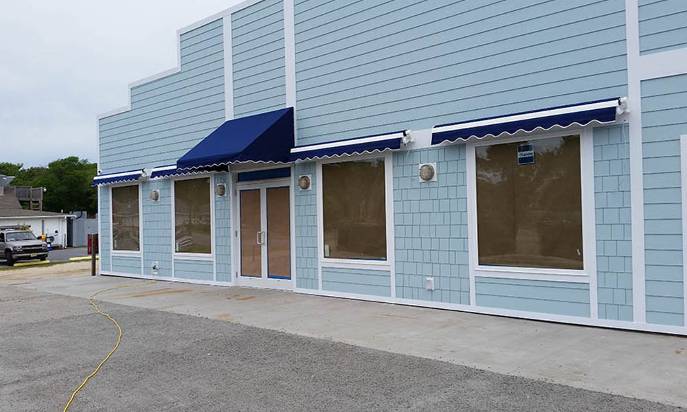 Retractable Awning on Business
